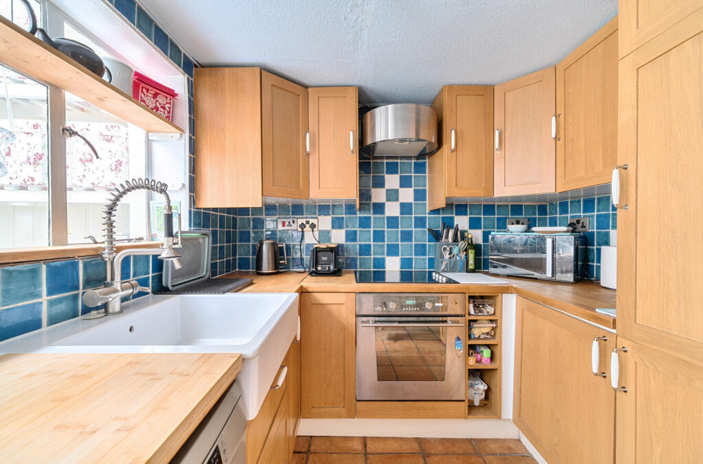 1344126-9-68ada3a...