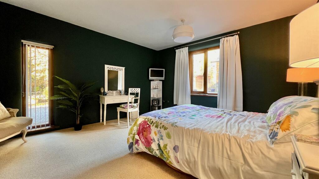 Ground floor Bedroom 2