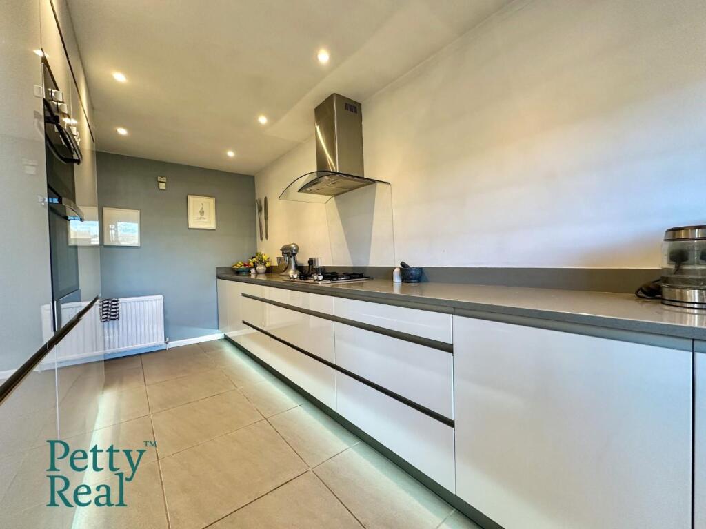 kelswick drive 7.jpeg