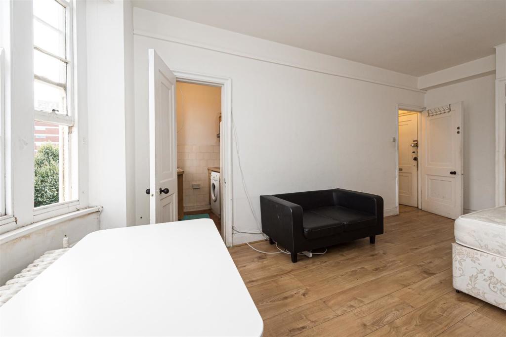 Princess Court 46-011.jpg