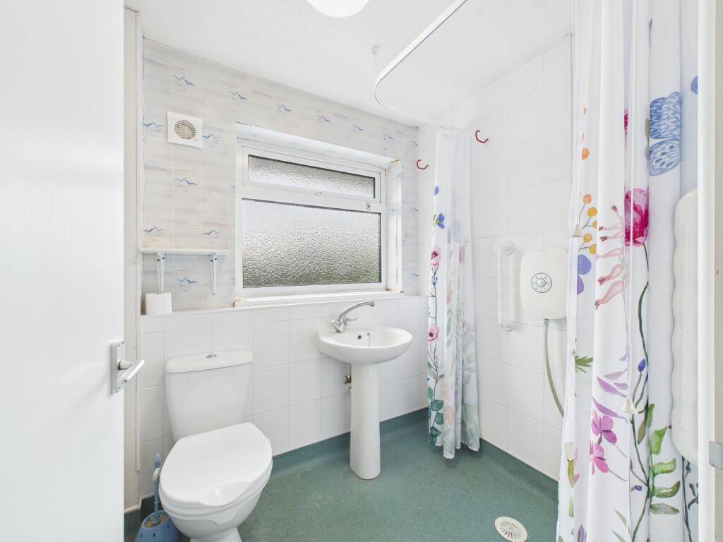 CAM02023G0-PR0175-STILL027