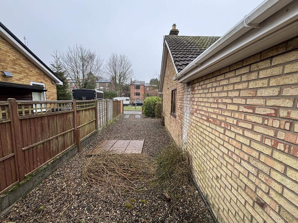 Extra vehicle acc...