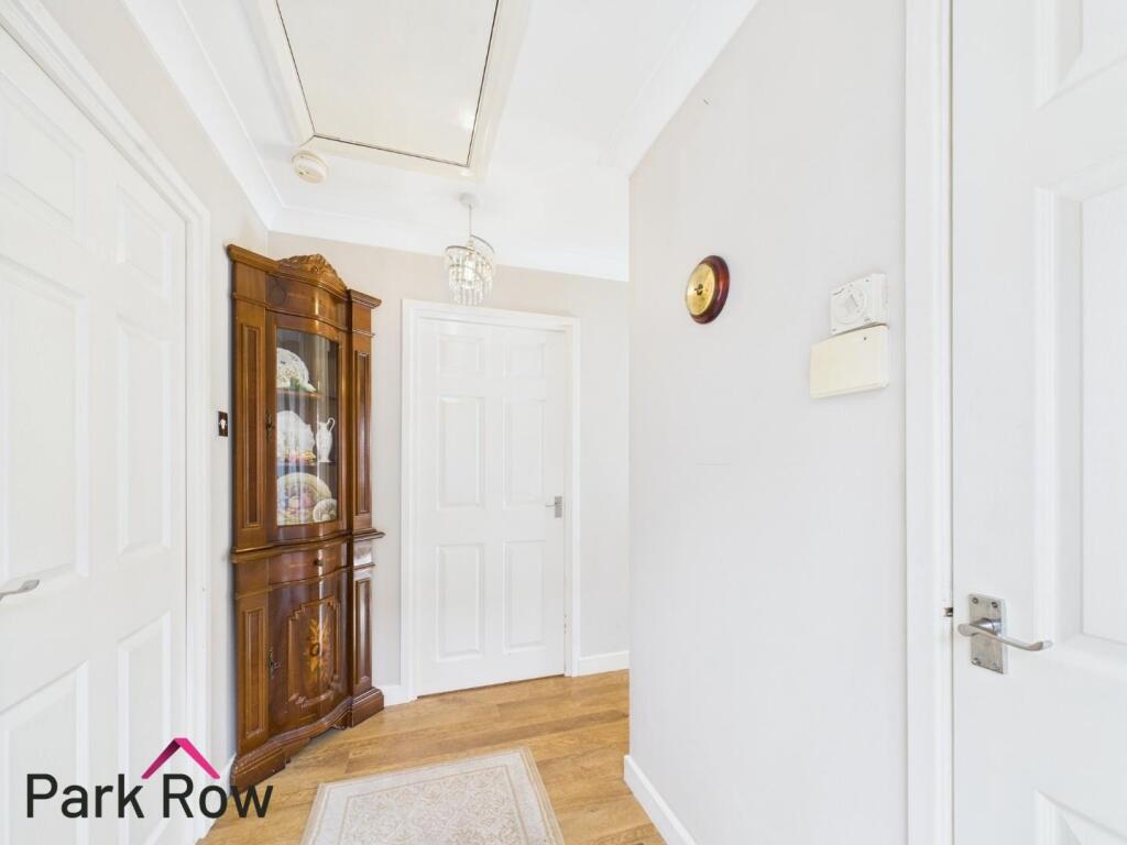 ENTRANCE HALLWAY