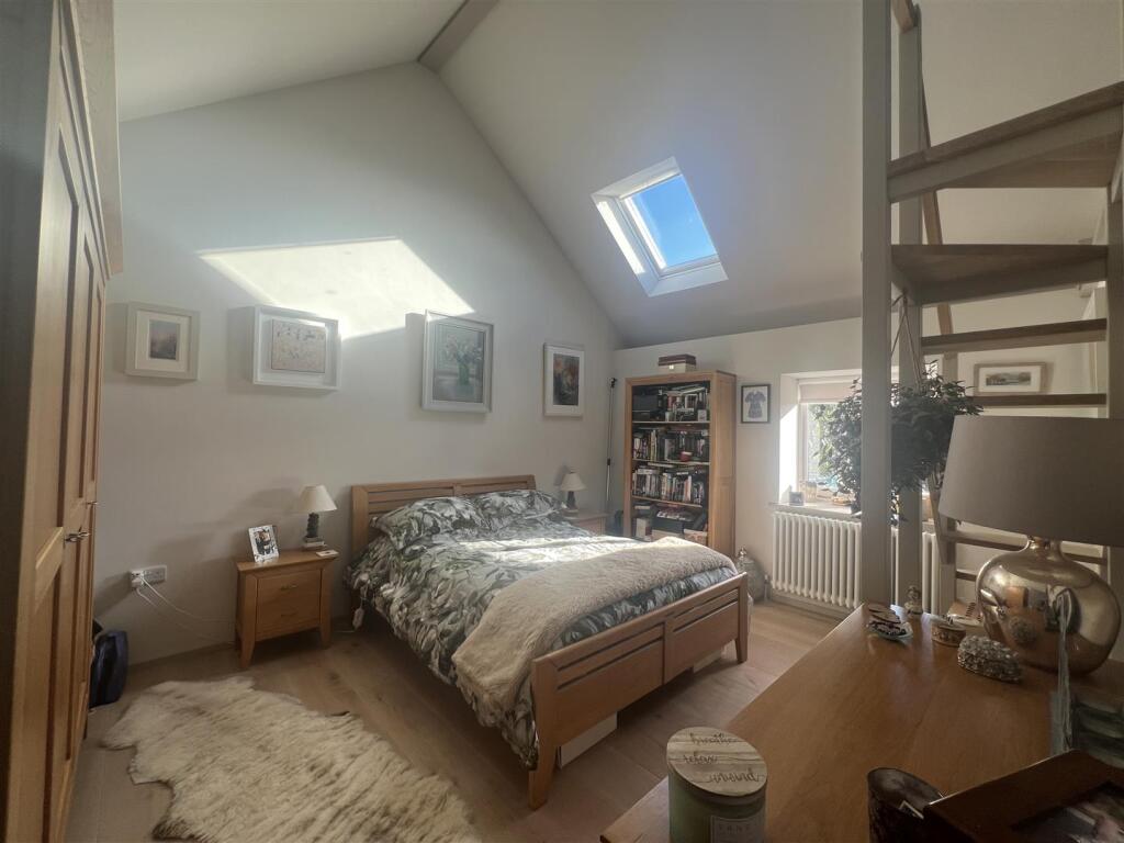 Bedroom 2 with Mezzanine  (master)