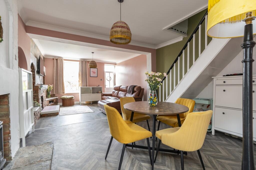 Dining Room and Lounge