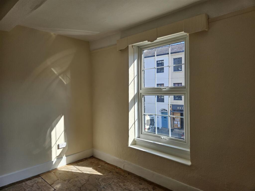 Photo 7.jpg