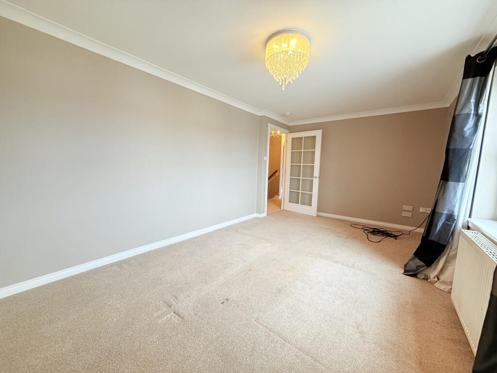 15B Terregles Street, Dumfries, DG2 9AA - Braidwoo