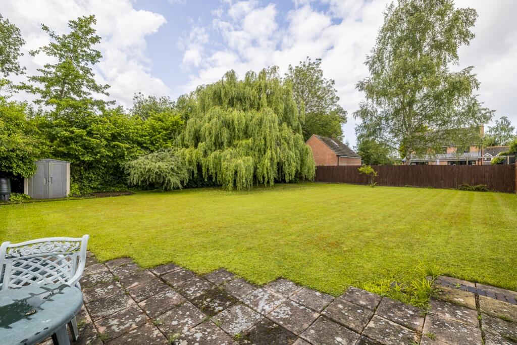 2 Cross O'Cliff Hill (Lincoln)-21