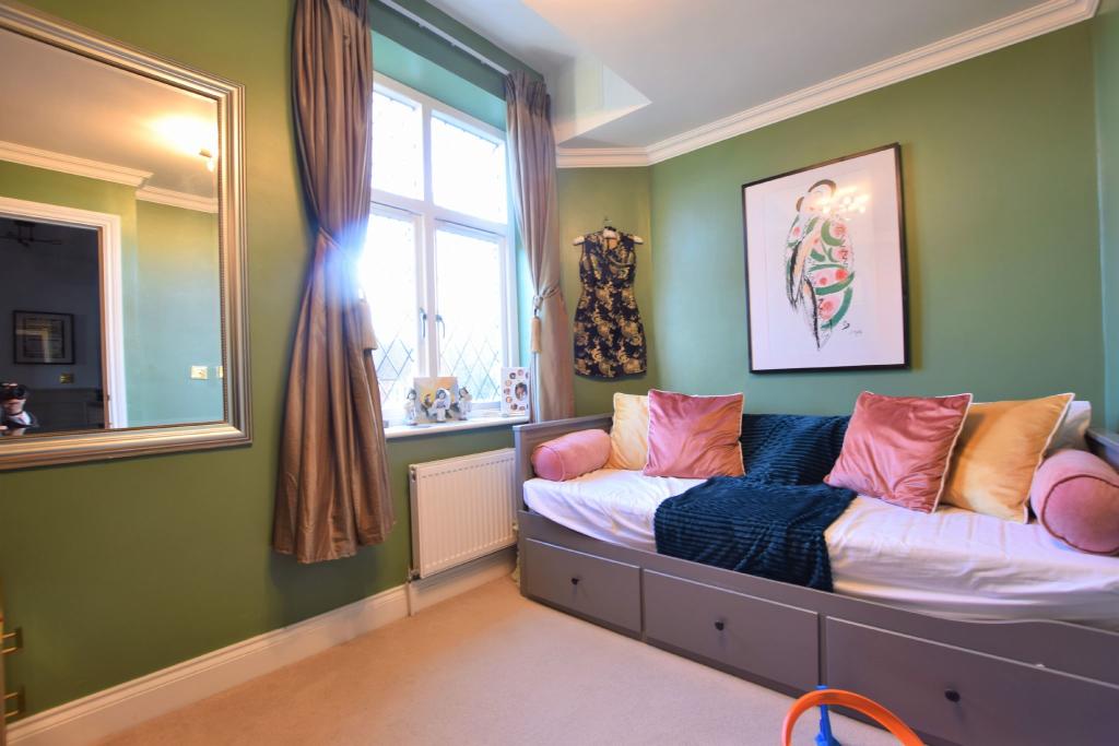 BEDROOM FOUR