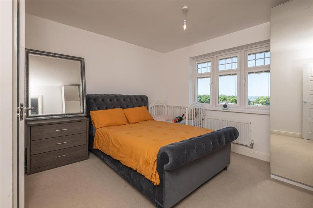 11 - 12 Pavillion View HD3 4RA.jpg