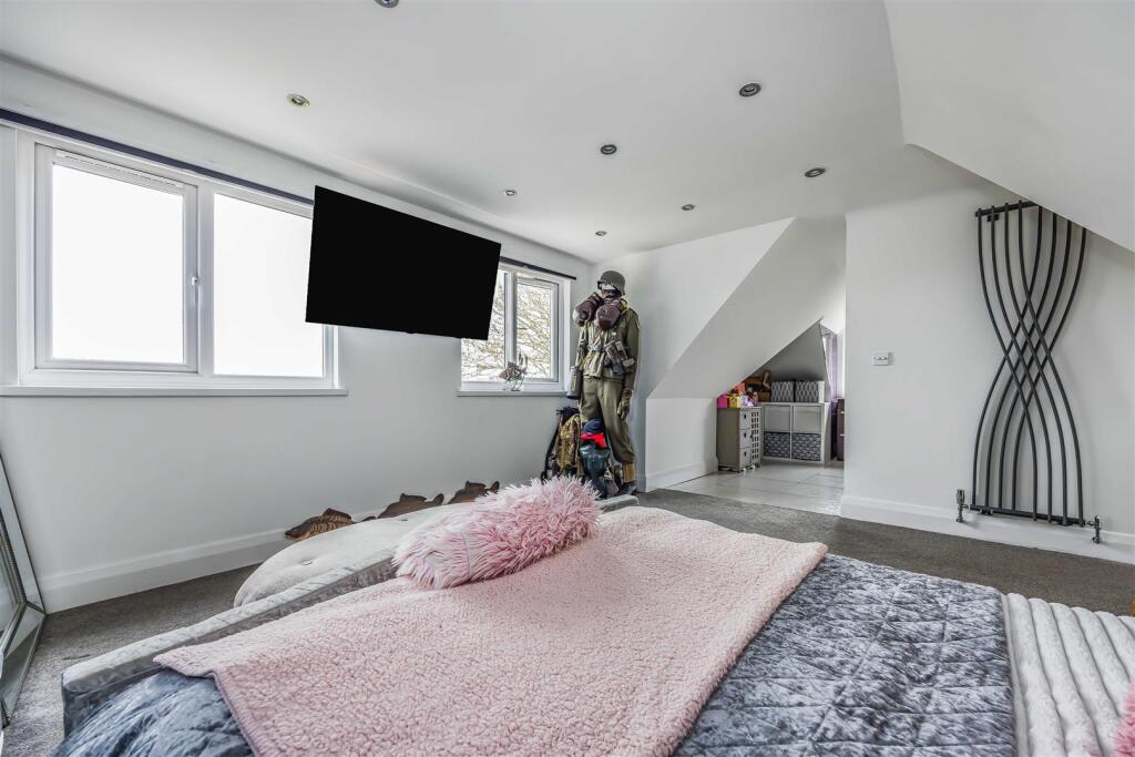 14 Boundary Way, Cosham-Small-PorticoMarketing-Sol