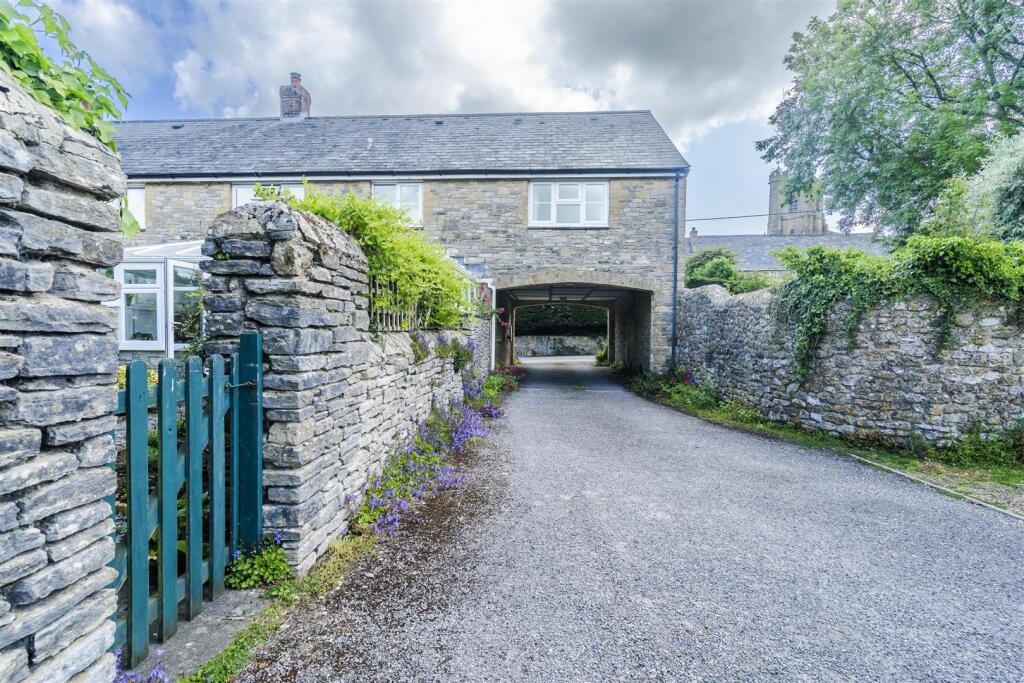 OLD YEW COTTAGE-6.jpg