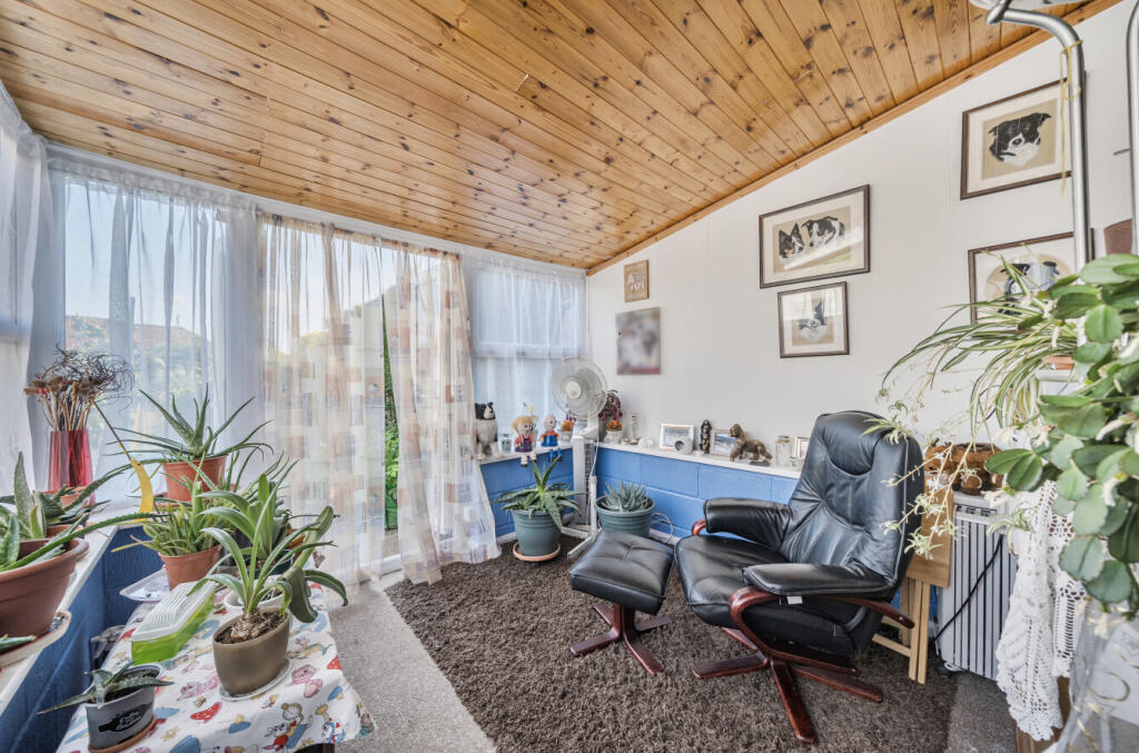 1313647-16-685468...