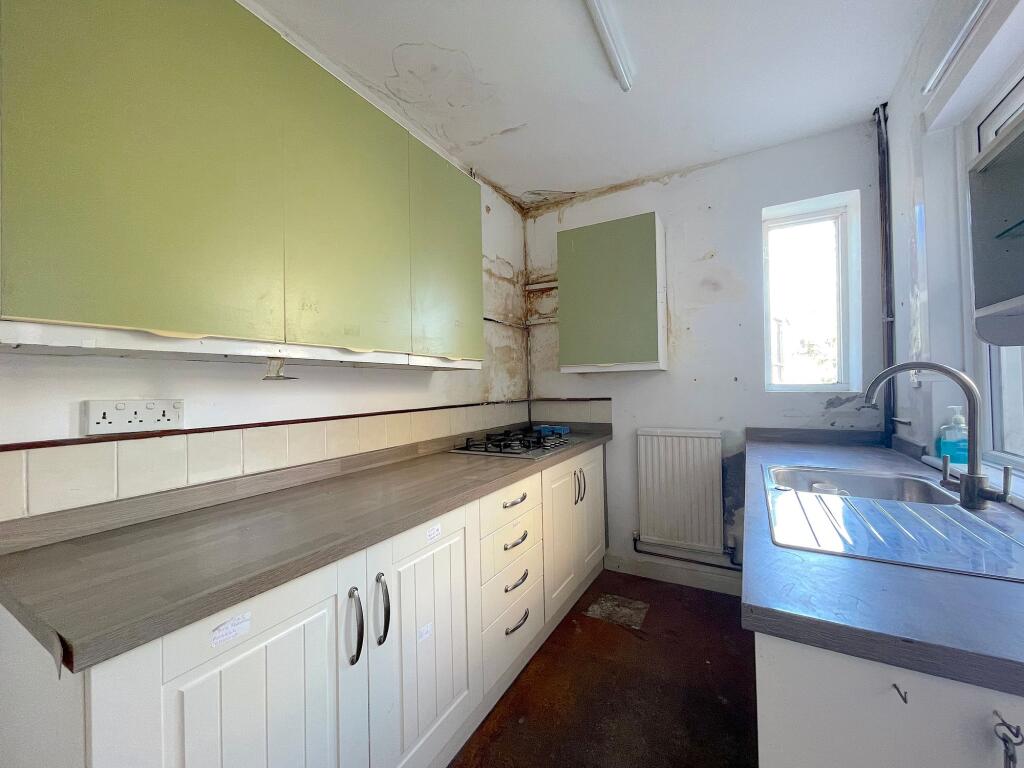 Kitchen (1)