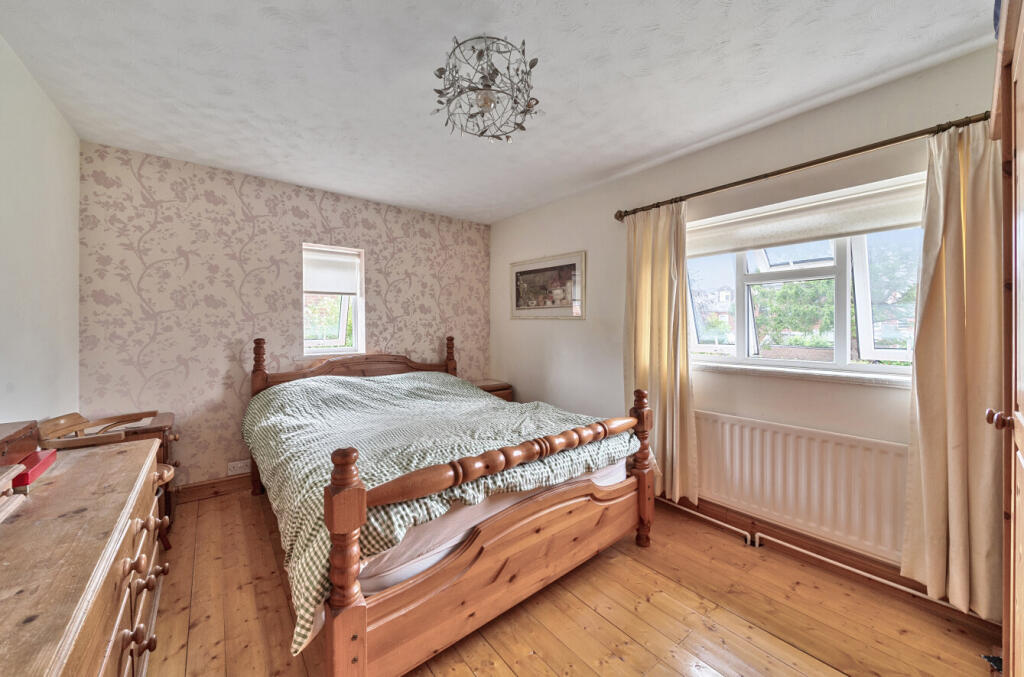 1315689-6-6864fb0...