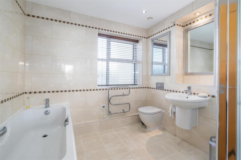 Flat 8 325675 15.jpg