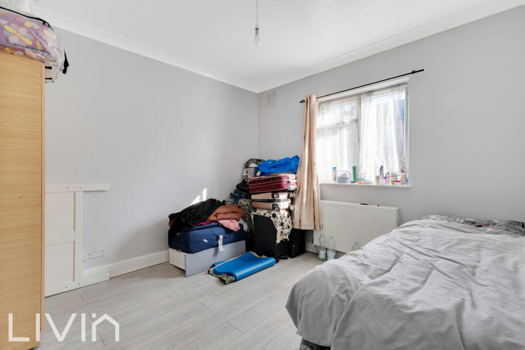 GLOUCESTER ROAD 184, GFF -11
