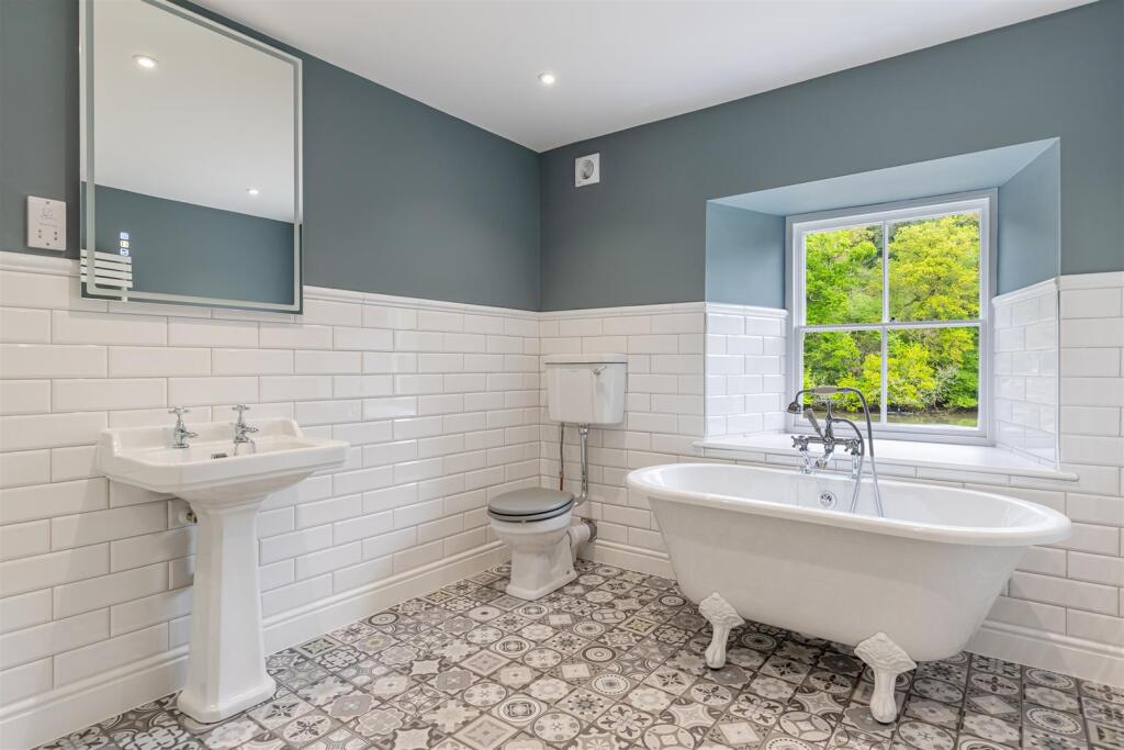 A26 - Turvey Tuckenhay Totnes - 250502.jpg