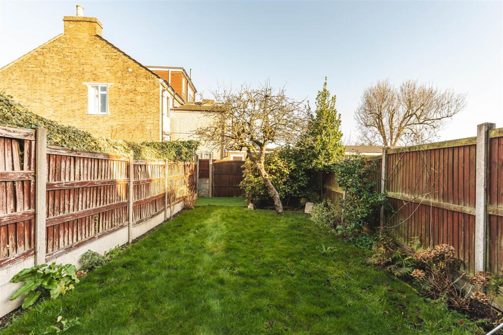 25 Glooucester Road-17.jpg