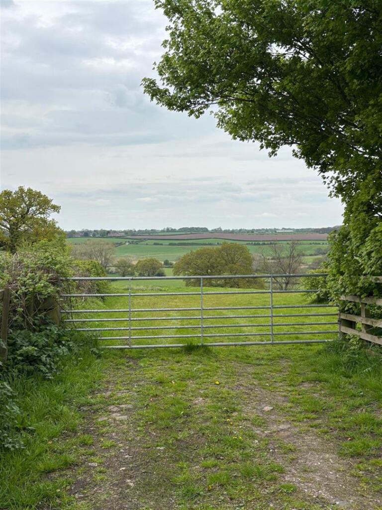 Lot 4 access