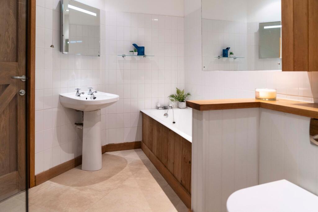 Beautiful family bathroom