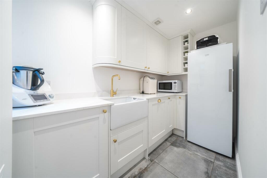 Ambleside, 63 Church Street, Helmdon (23).JPG