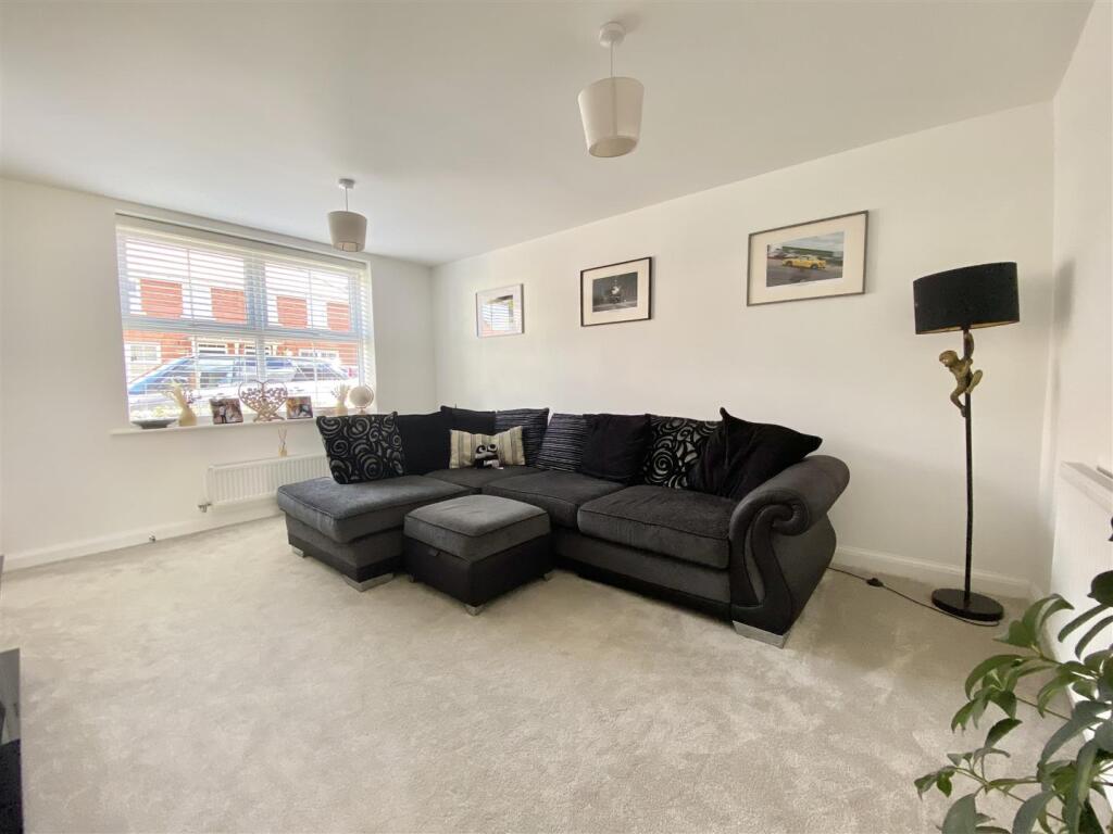 10 morris Grove-6.jpg