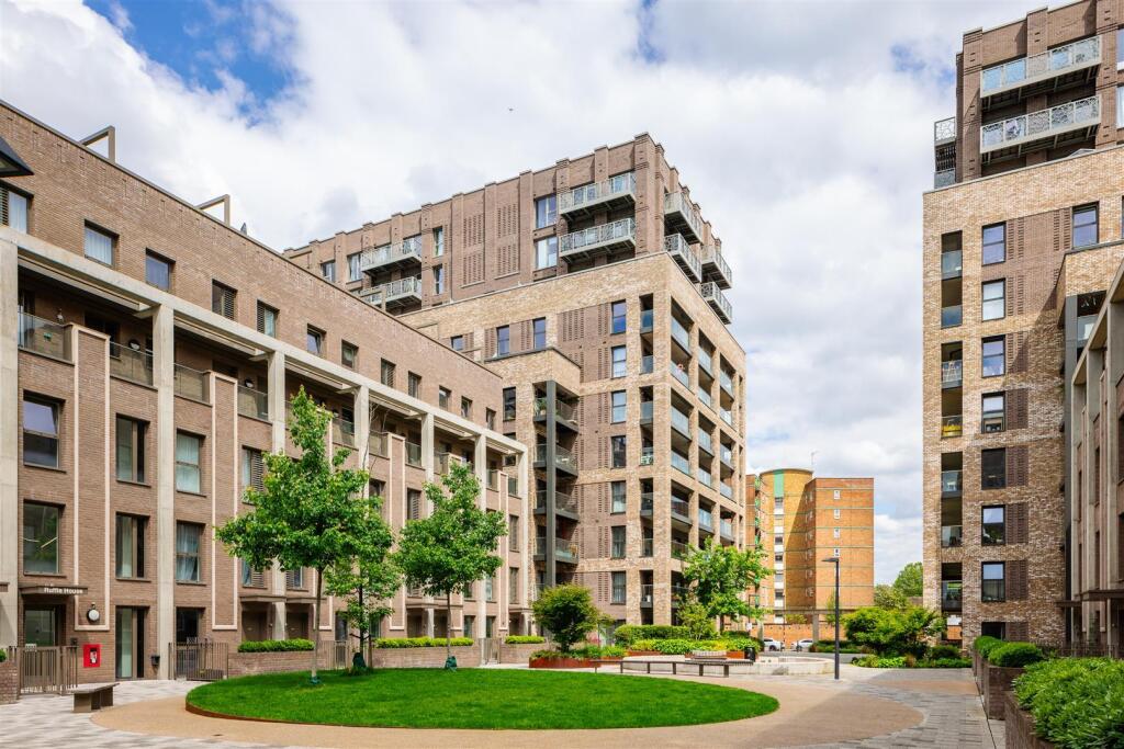 Shipbuilding Way, E13