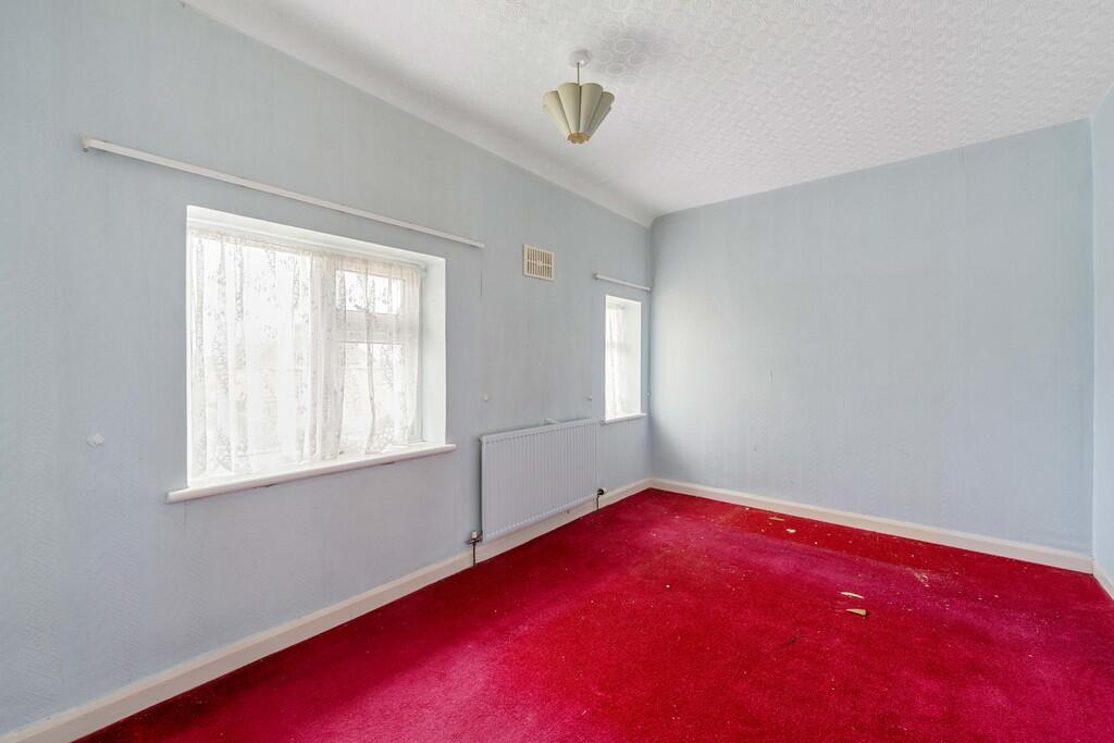 35 Brentwood Road...