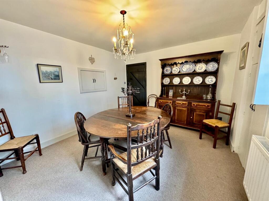 PHOTO-2025-10-11-10-18-39 (21).jpg