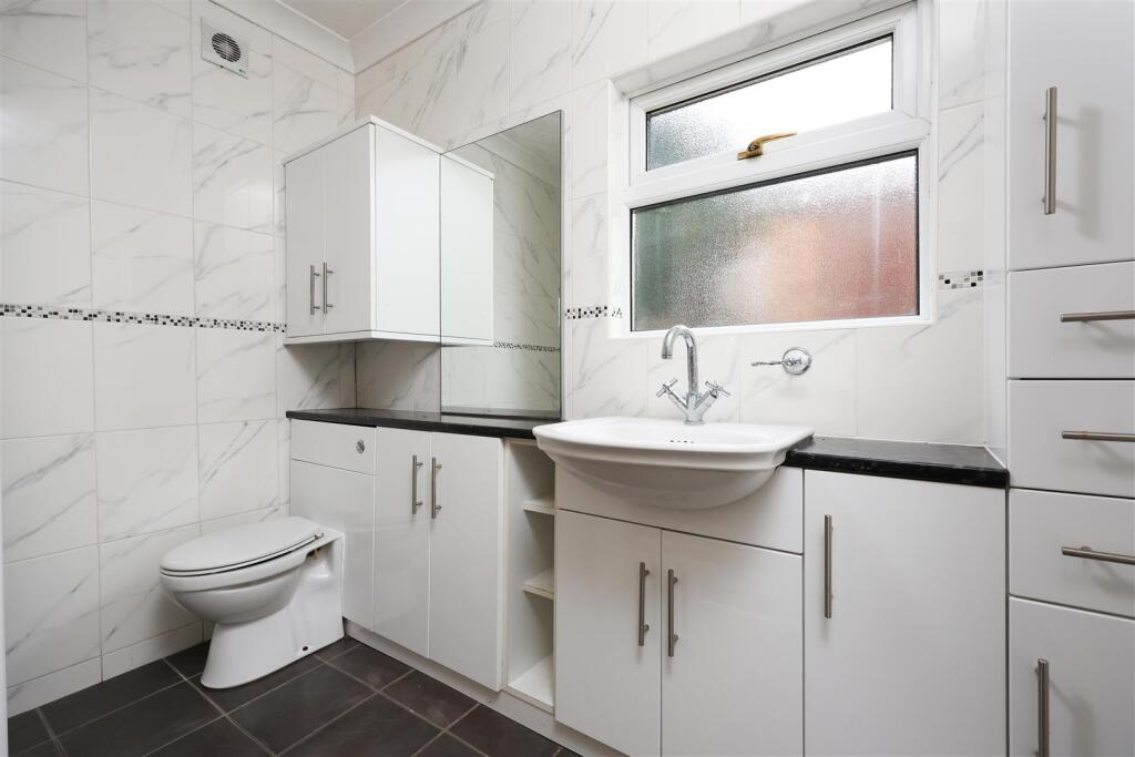 8 Kensington Road 16.JPG