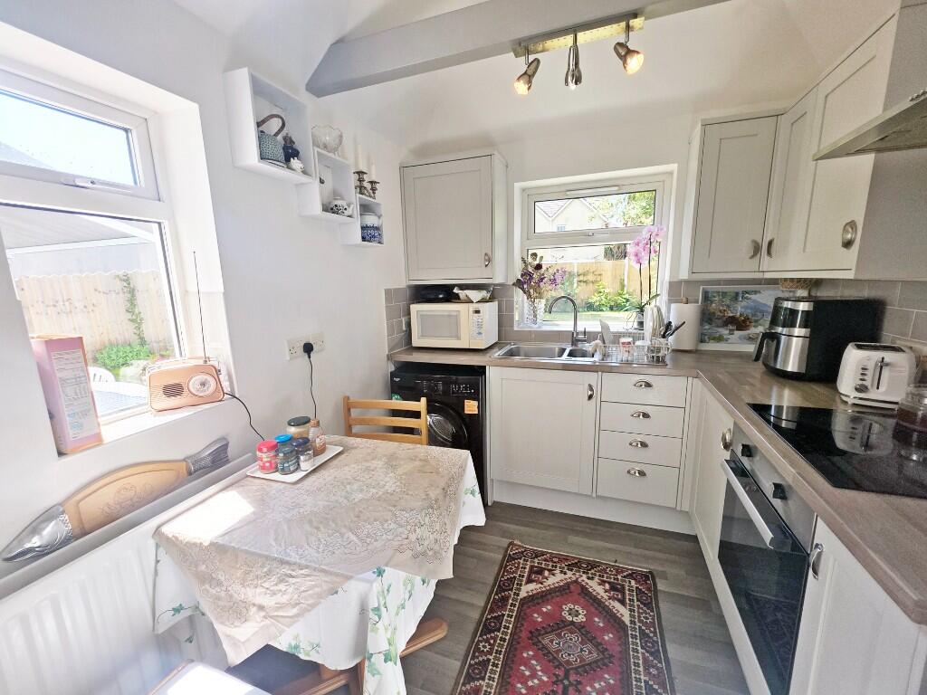 Dual Aspect Kitchen