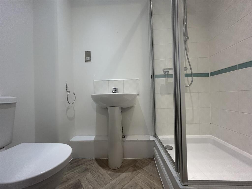 En Suite.jpeg