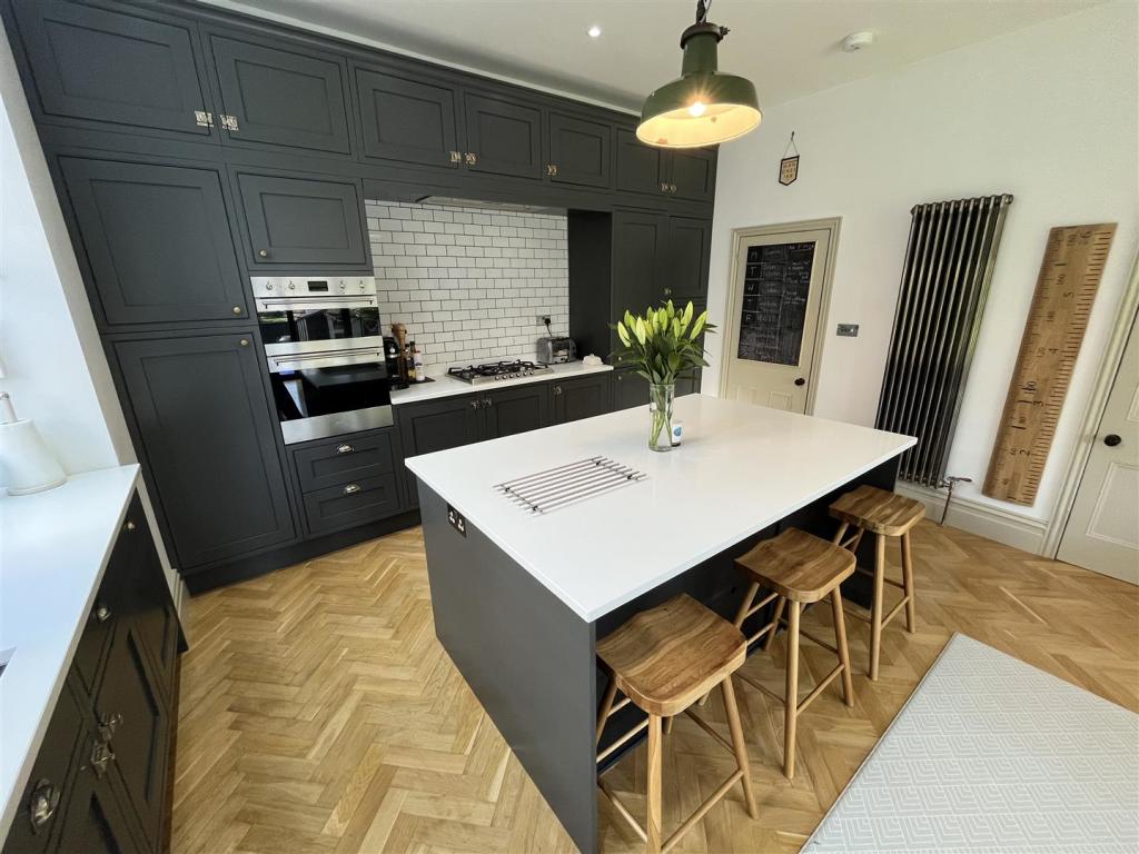 Living Dining Kitchen Aspect 6.jpg