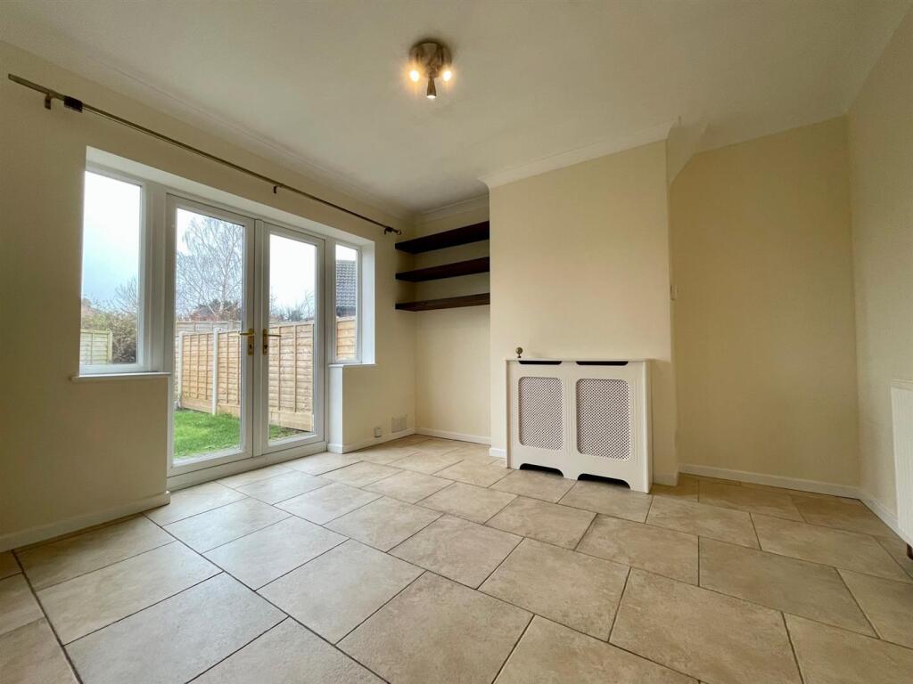 Dining Room 2.jpg