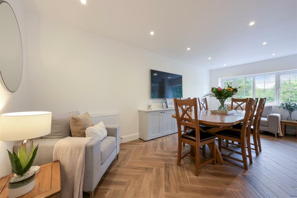 THE WILLOWS (18).jpg