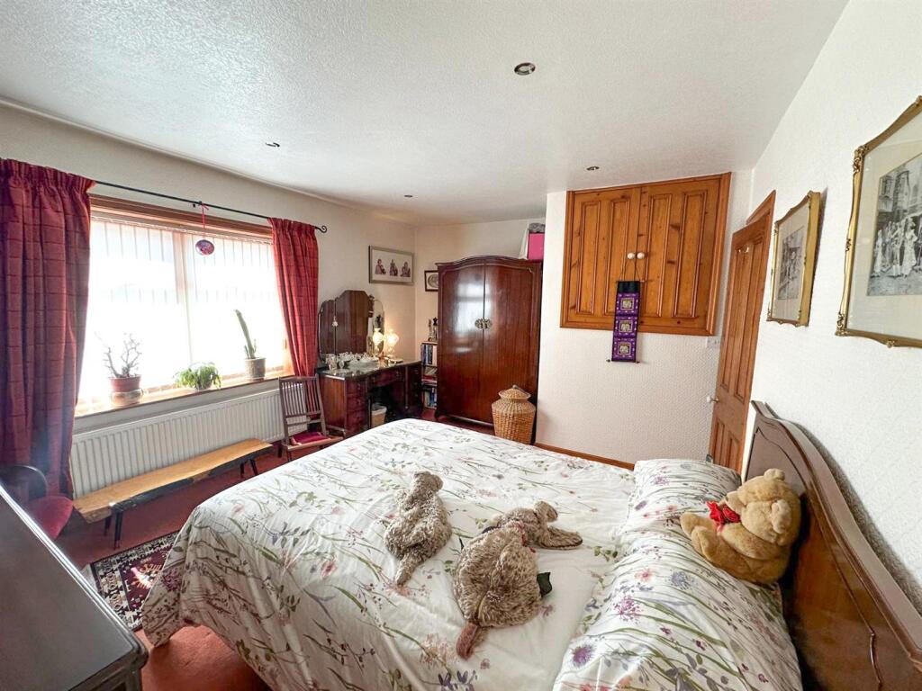 2 bed terrace, Silsden