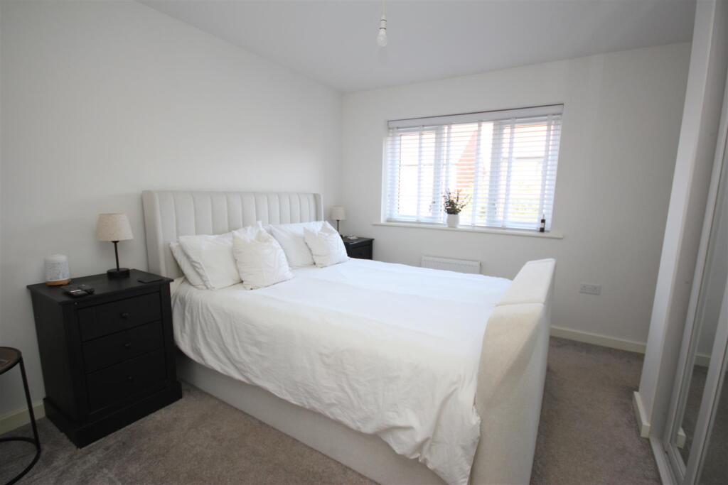 bed 1.JPG