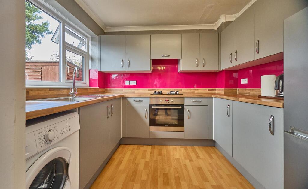 Refitted Kitchen to Rear