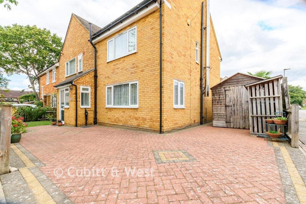 Driveway/Parking