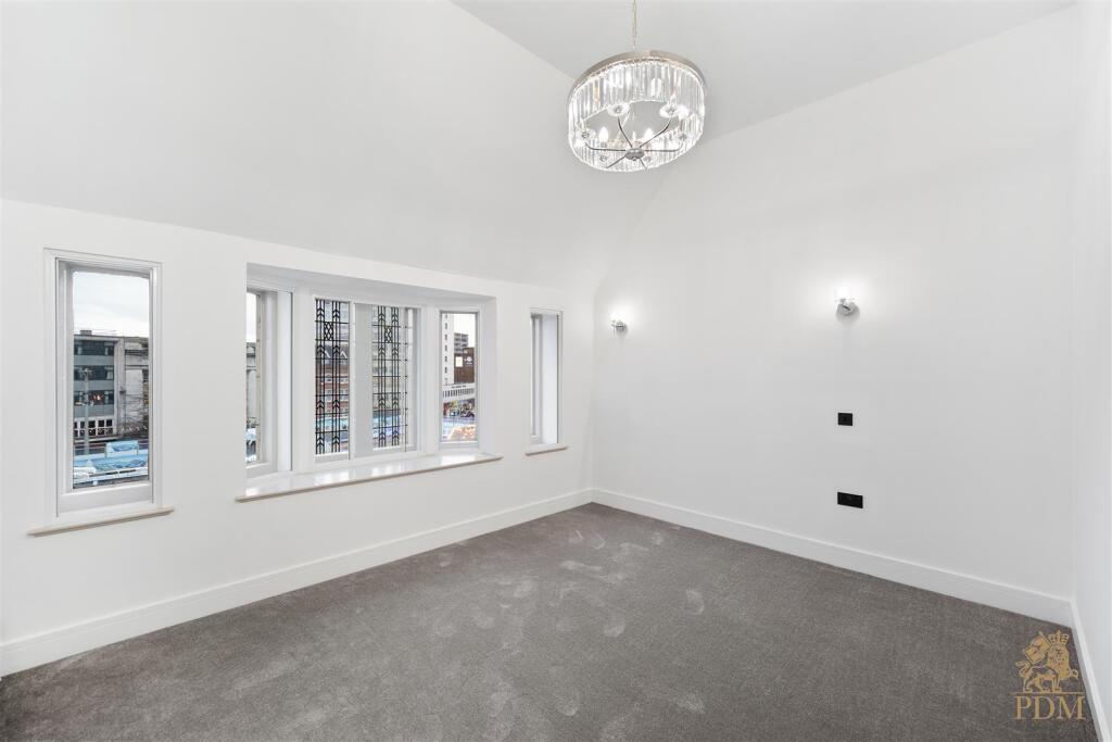 Apt 8 33 Long Row Nottingham NG1 2DR