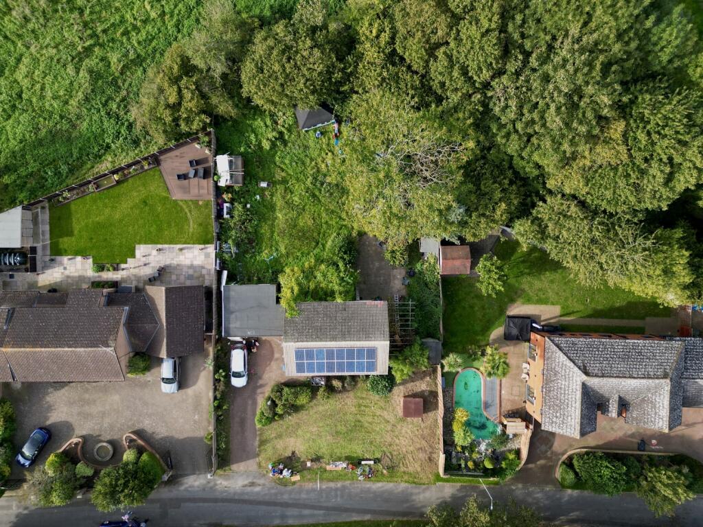 dji_fly_20231010_152210_262_1697097387566_photo