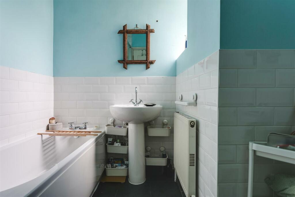 338 Mare Street-14.jpg