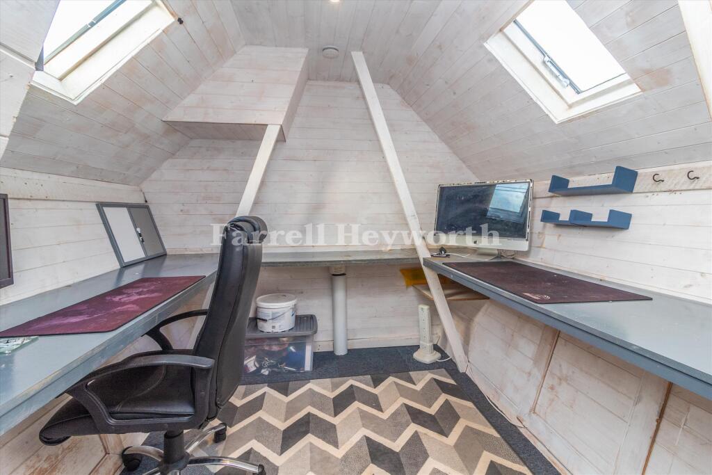 Loft Room image 2