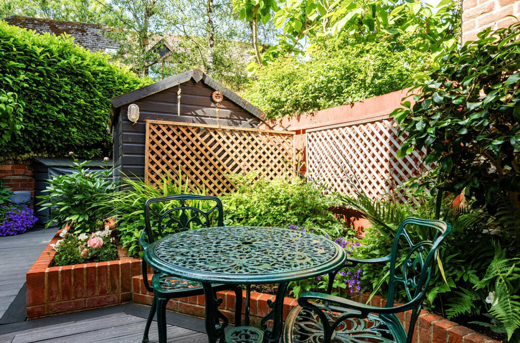 1302504-13-683d7c...