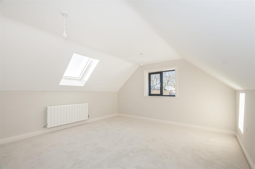 15 School Road17.JPG