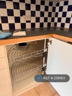 Corner Pan Cupboard