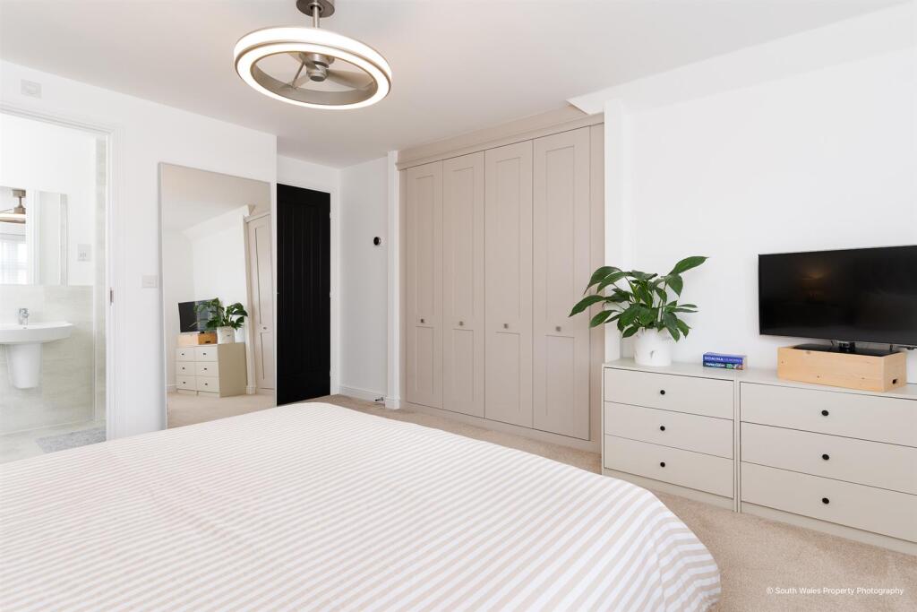 6 Coed Golau Close, Llanwern-SWPP-WEB-25.jpg