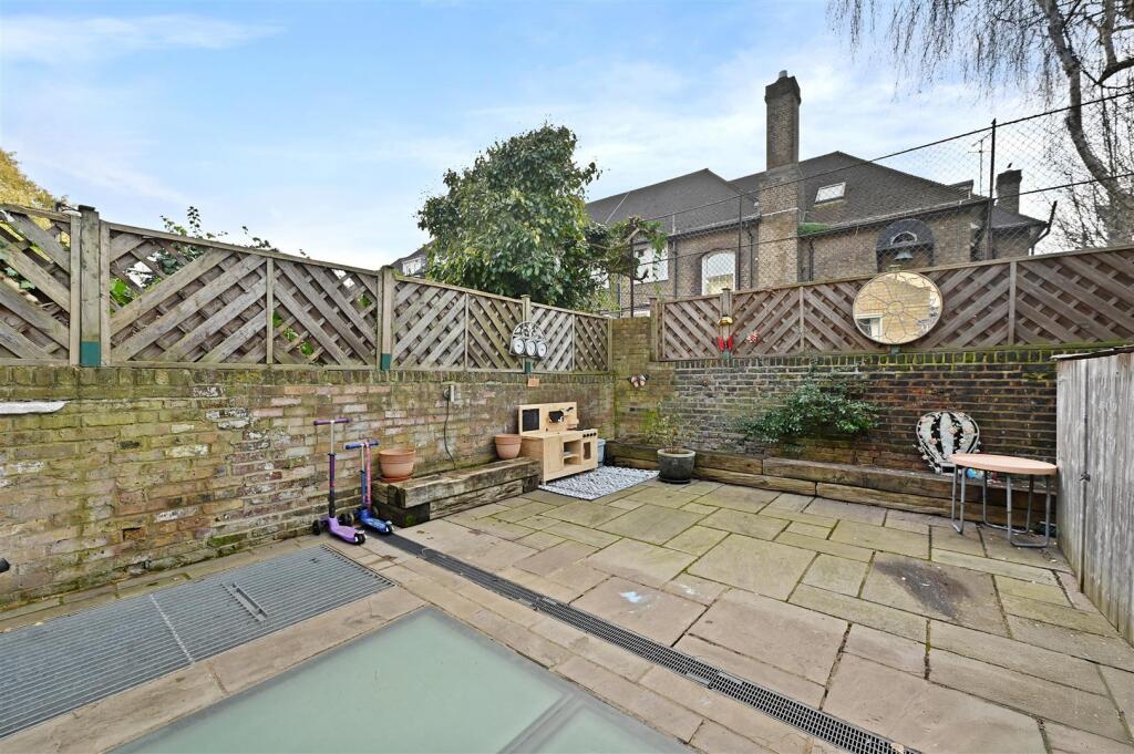 Batoum Gardens - Garden3 (1).JPG