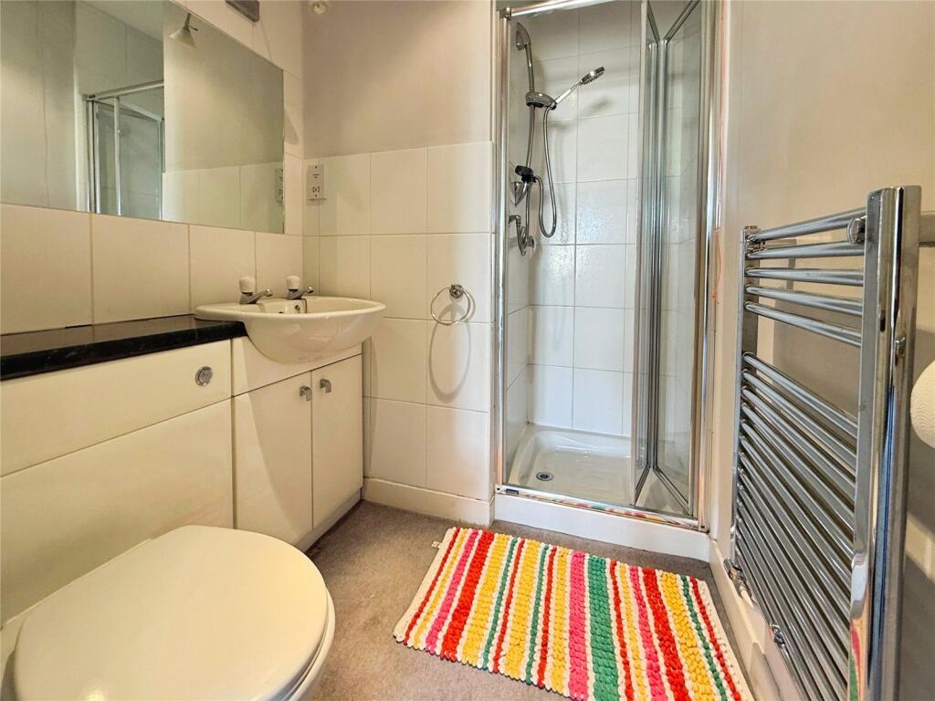 Ensuite